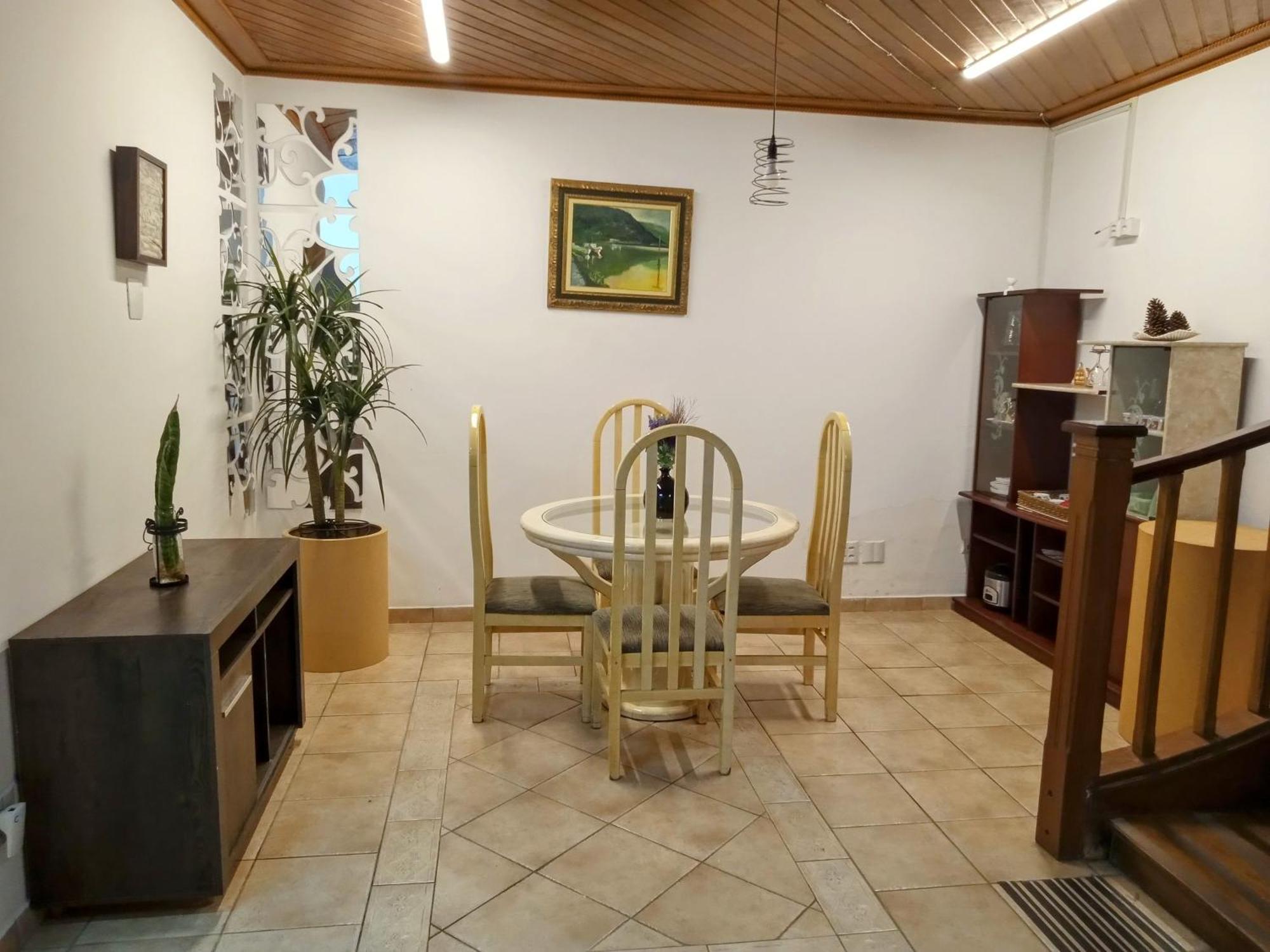 Uma Casinha Rosa No Pacaembu Hostel - Sao Paulo — Photos 1